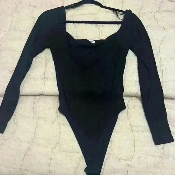 Princess Polly Black Off the Shoulder Ribbed Bodysuit - Picture 1 of 4